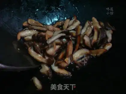 Make Horseshoe corn mushroom noodles step 4
