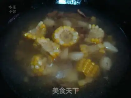 Make Horseshoe corn mushroom noodles step 5