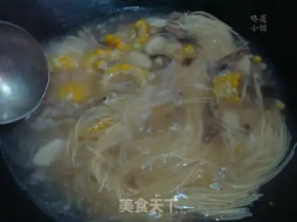 Make Horseshoe corn mushroom noodles step 6