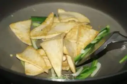 Make Fried tofu brings back the pot step 3