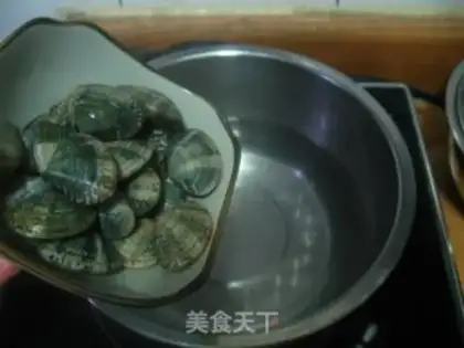 Make Flower clams and eggs step 1