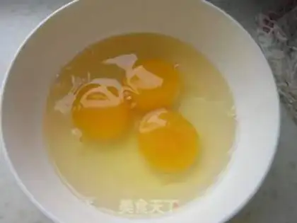 Make Shrimp fried eggs step 2