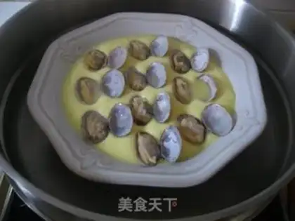 Make Flower clams and eggs step 6