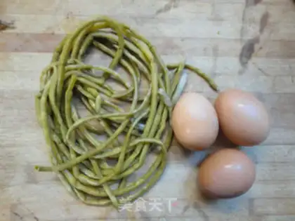 Make Sour bean horns for eggs step 0