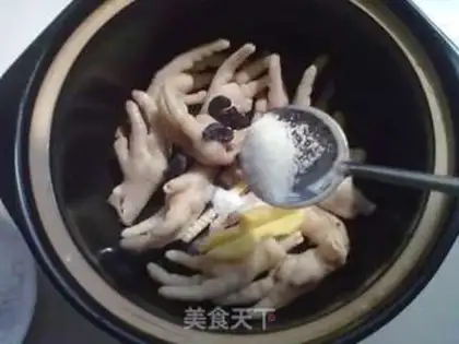 Make Black garlic chicken feet step 6