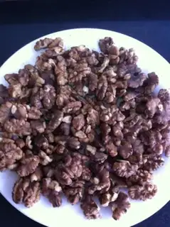 Make Sugar walnuts step 2