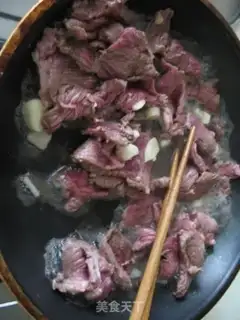 Make Sand and beef noodles step 4