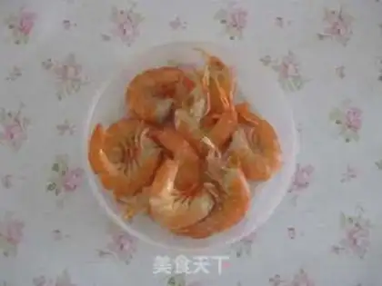 Make Black garlic and shrimp step 1