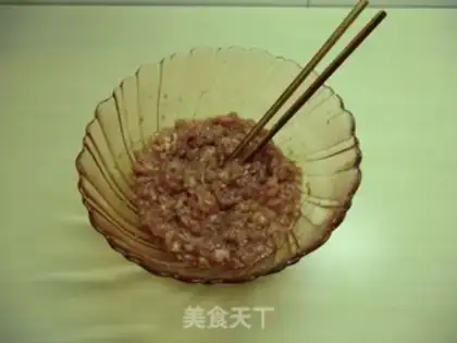 Make Sweet juice and pork step 1