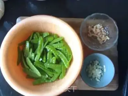 Make Garlic beans step 0