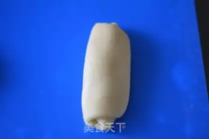 Make Rose moon cake step 4
