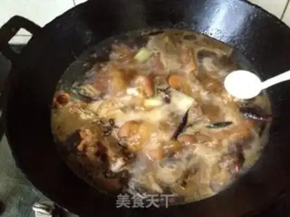Make Corn stew pig