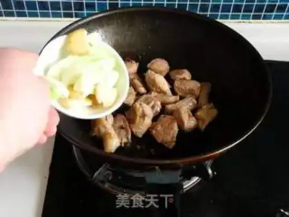 Make Red beef noodles step 5