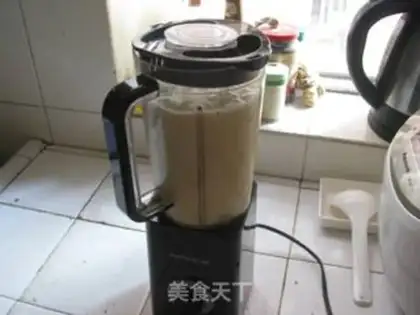 Make Banana shake step 3