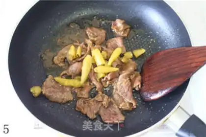 Make Fresh rice line for pepper beef step 4