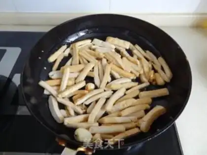 Make Bean-dry meat step 2