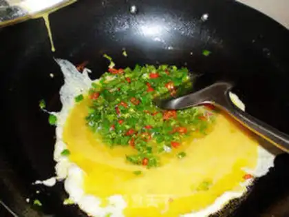 Make Chili fried eggs step 2