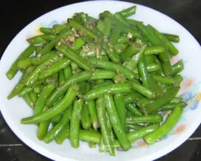 Make Garlic beans step 9