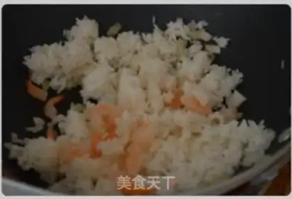 Make Pineapple seafood step 4