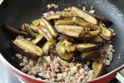 Make Meat and eggplant step 9