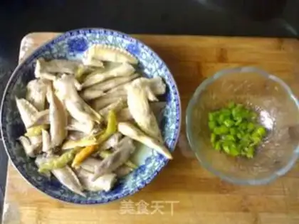 Make The tip of the pepper step 2
