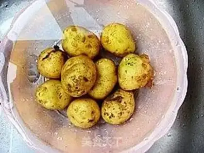 Make Roasted potatoes step 0