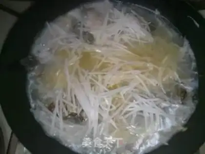 Make Silver silk fish soup step 7