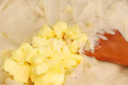 Make Gold cheese souffle step 4