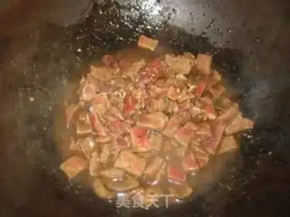 Make Black garlic beef step 2