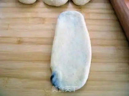 Make Bean bouquet bread step 2