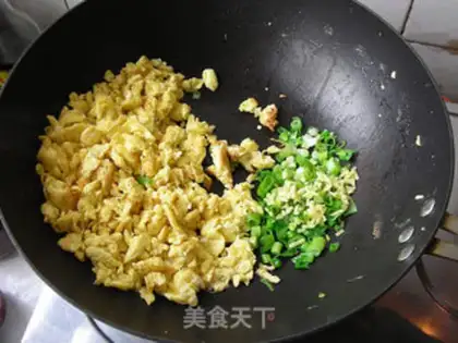 Make Egg and vegetable fire step 2
