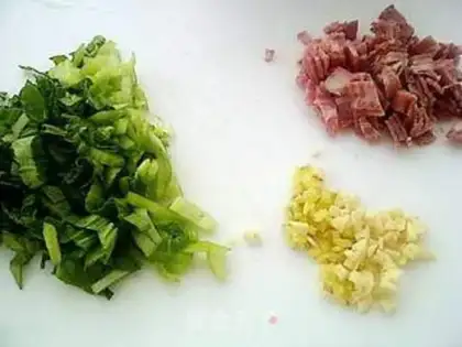Make Bacon fried rice step 1