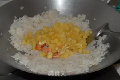 Make Pineapple rice step 9