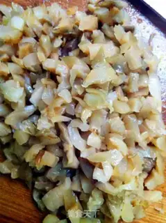 Make Tastes of meat sauce step 2