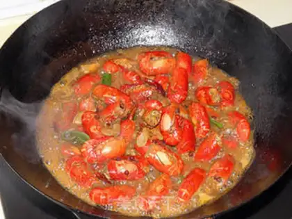 Make Red burning lobster step 7