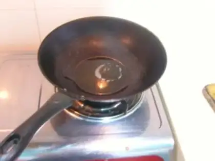 Make Dalian steel squid shavings step 2