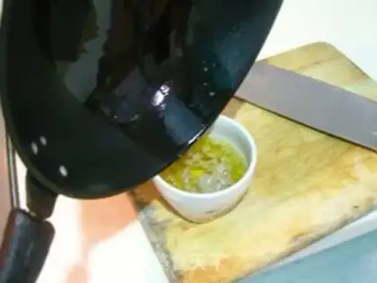 Make Dalian steel squid shavings step 3