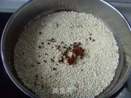 Make Homemade steamed rice powder step 2