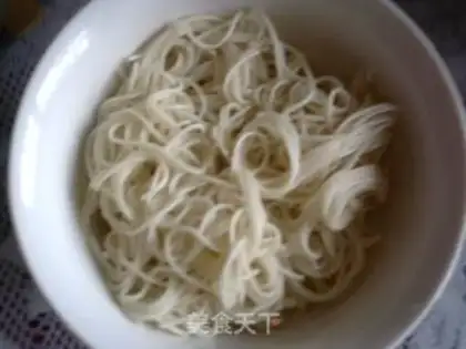 Make Black garlic beef noodles step 0
