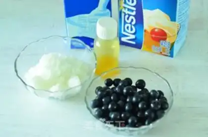 Make Blueberry yogurt step 0