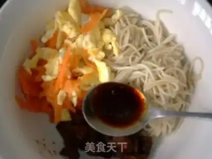 Make Black garlic beef noodles step 7