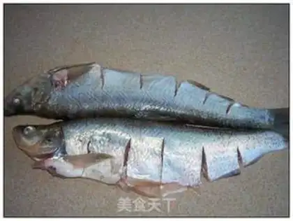 Make Fresh white fish step 1