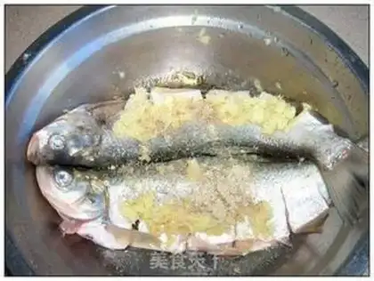 Make Fresh white fish step 2