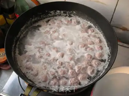 Make Beefball soup step 6
