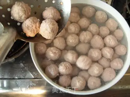 Make Beefball soup step 7