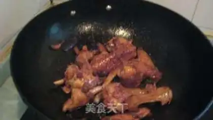 Make Red duck wings step 3