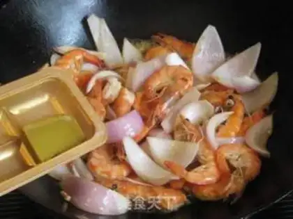 Make Gold curry shrimp step 6