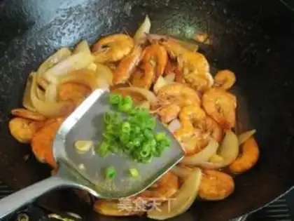 Make Gold curry shrimp step 8
