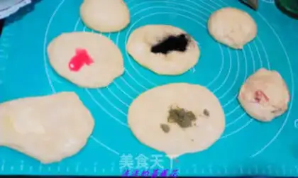 Make Seven-hut bread noodles step 2