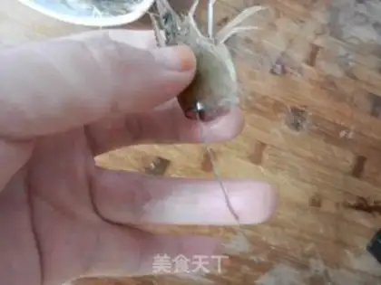 Make Shrimp phoenix step 2